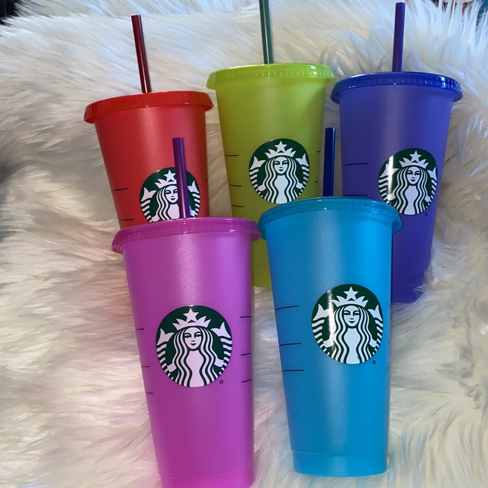 1- Starbucks Color Changing Reusable Cups Choose 1 - Picture 1 of 17